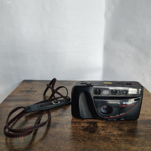 Nikon One Touch 100 35mm Film Point & Shoot Camera VTG 80s Untested - Picture 1 of 17